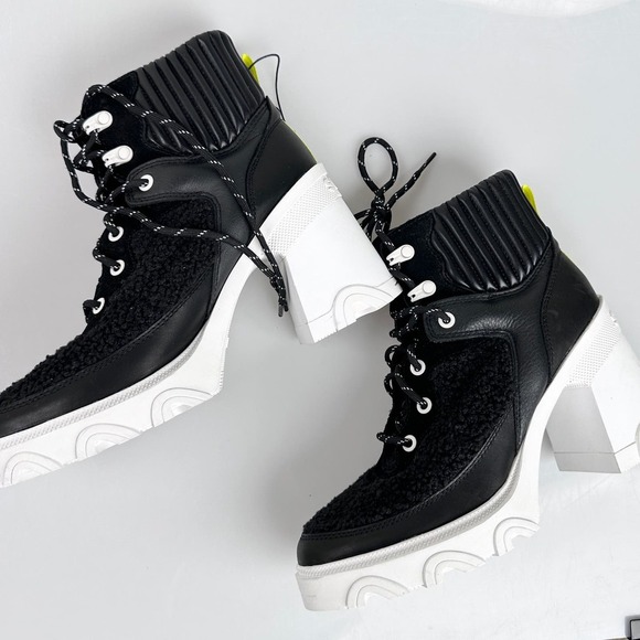 NEW SOREL Brex Leather & Faux Shearling Block Heel Lace-Up Bootie US 8.5 - Picture 13 of 15